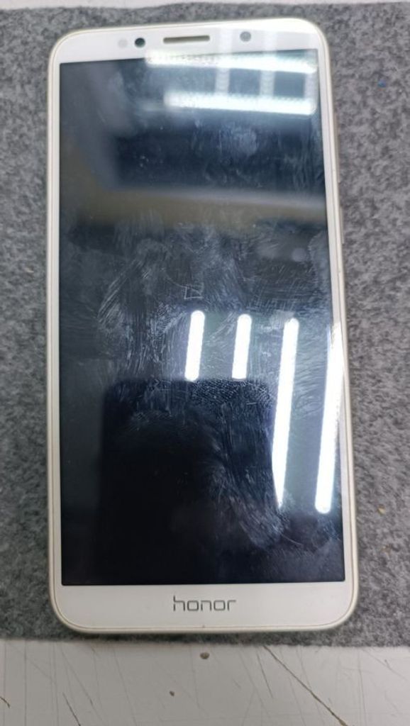 Оголошення Huawei honor 7a 2/16gb Б/У