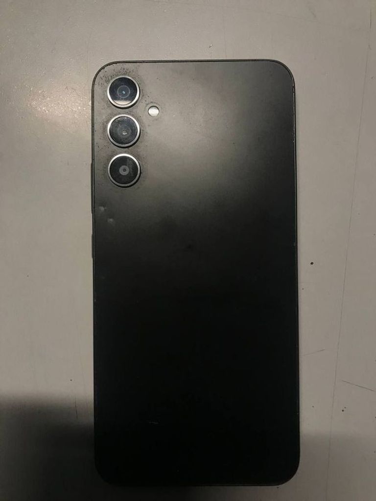 Оголошення Samsung galaxy a34 5g sm-a346e 8/128gb Б/У