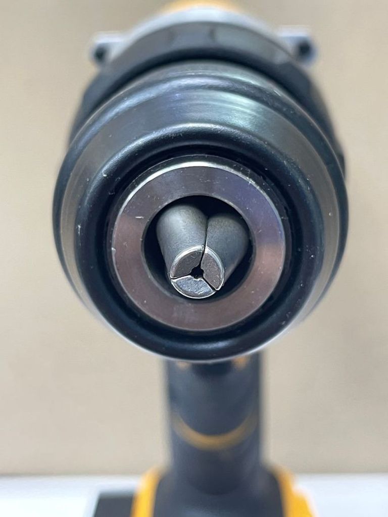 Дешево Jcb JCB-18CD-2XB-E з ломбарду