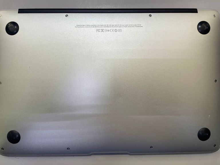 Объявление Apple macbook air a1465 11.6" core-i5 1,7ghz/ram 4gb/ssd 64gb/intel hd graphics 4000 Б/У