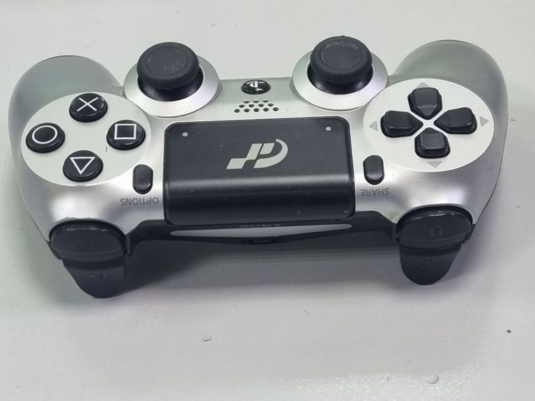 Объявление Sony dualshock 4 v2 Б/У