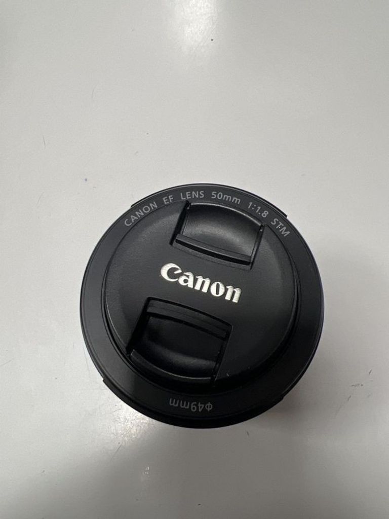 Оголошення Canon ef 50mm f/1,8 stm Б/У