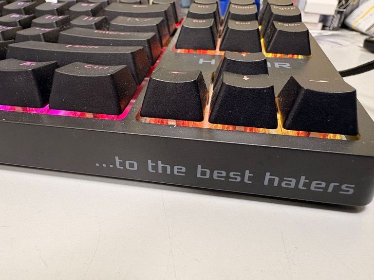 Розпродаж Hator rockfall 2 mecha tkl, продавець Техноскарб