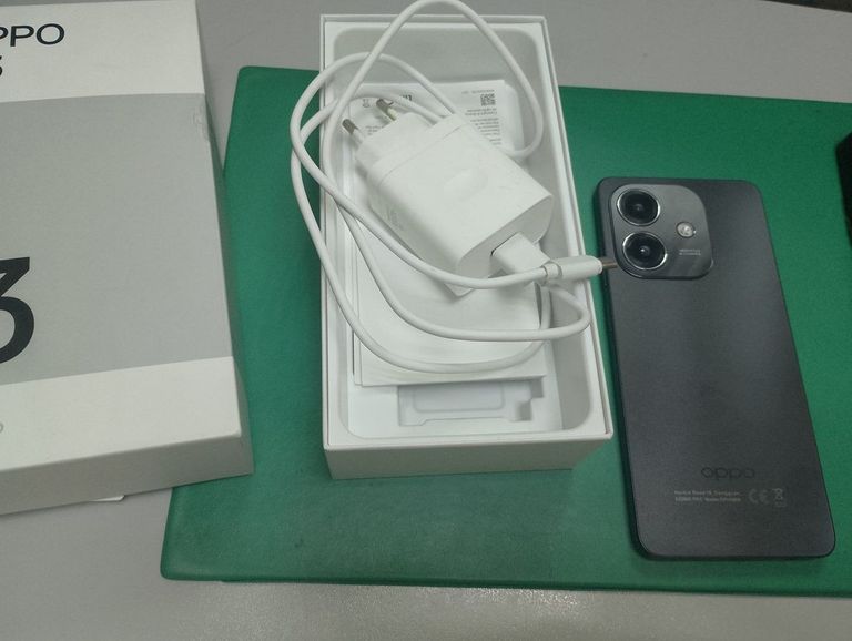 Дешево Oppo a3 4g 6/256gb з ломбарду