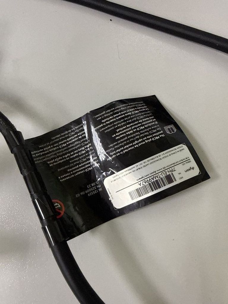 Дешево Dyson Airstrait HT01 Red Velvet/Gold (594817-01) з ломбарду