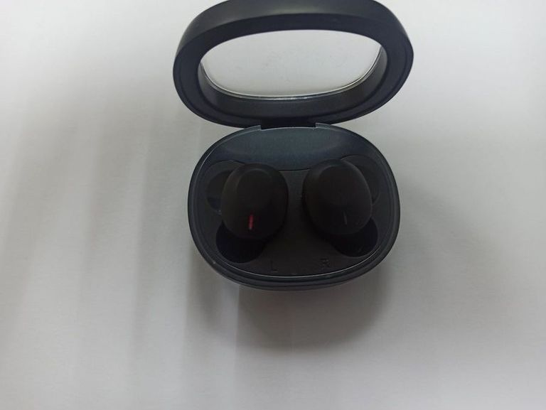 Купити Hoco EQ10 Milky White (6942007618687) Б/У