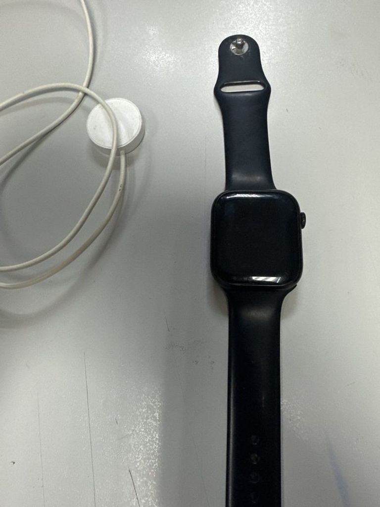 Дешево Hoco y12 ultra з ломбарду