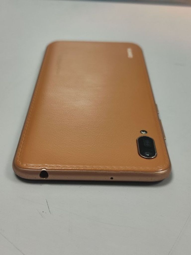 Huawei y6 2019 2/32gb Код:01-200907977. Изображение 5