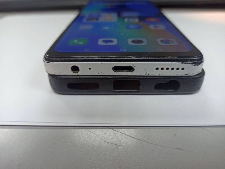 Распродажа Tecno spark 10 pro 8/256gb, продавец Техноскарб