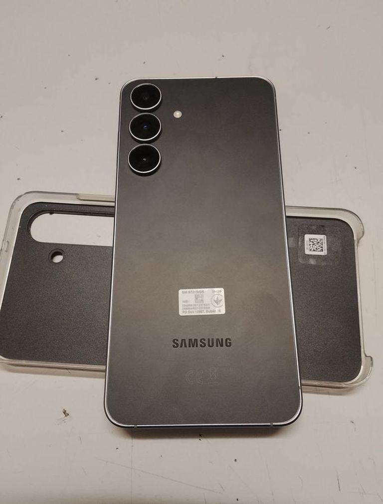 Оголошення Samsung galaxy s25 fe 8/256gb Б/У