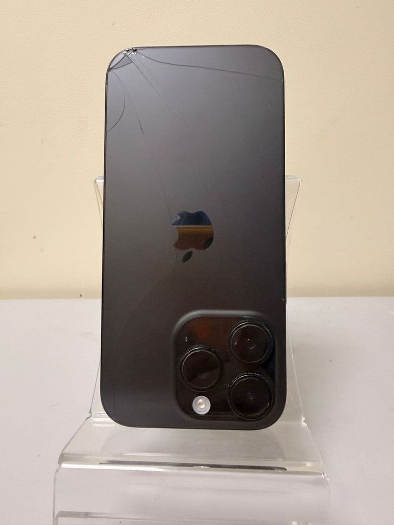 Apple iphone 16 pro 256gb Код:01-200922747. Изображение 8