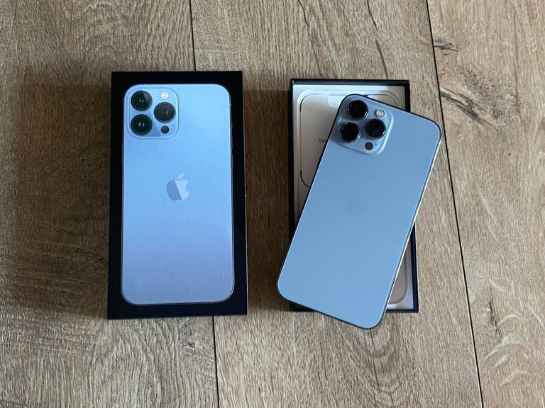 Оголошення Apple iPhone 13 Pro Max 512GB Sierra Blue (MLLJ3) Б/У