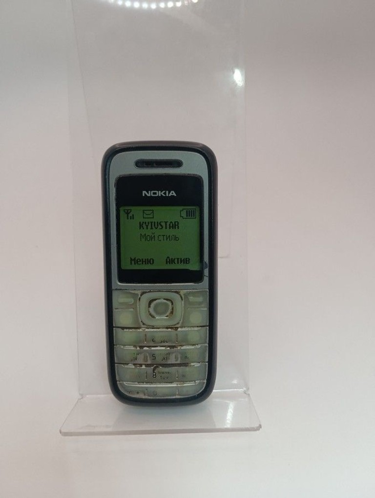 Купити Nokia 1200 Б/У