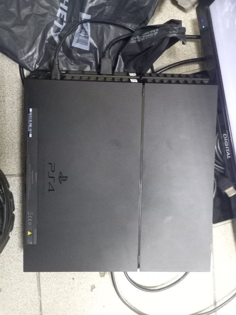 Объявление Sony playstation 4 500gb Б/У