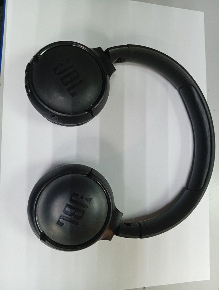 Дешиво Jbl tune 560 bt с ломбарда