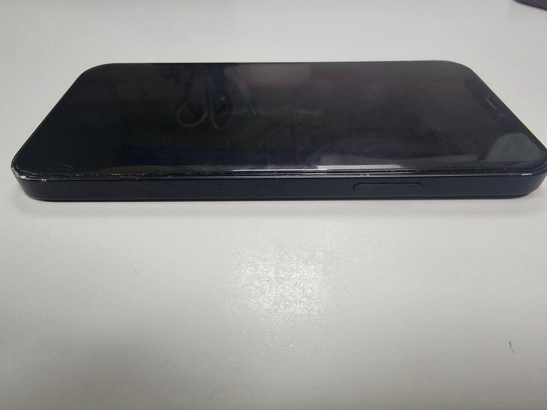 Apple iPhone 12 64GB (PRODUCT)RED Код:01-200979930. Изображение 8