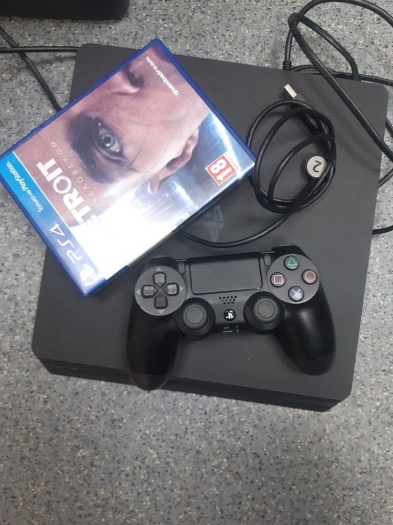 Купить Sony PlayStation 4 Slim 1TB Black Б/У