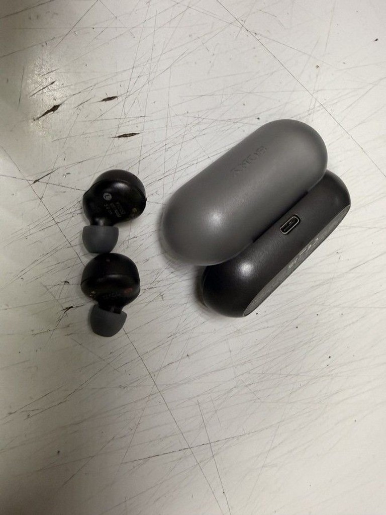 Дешиво Sony wf-c500 с ломбарда