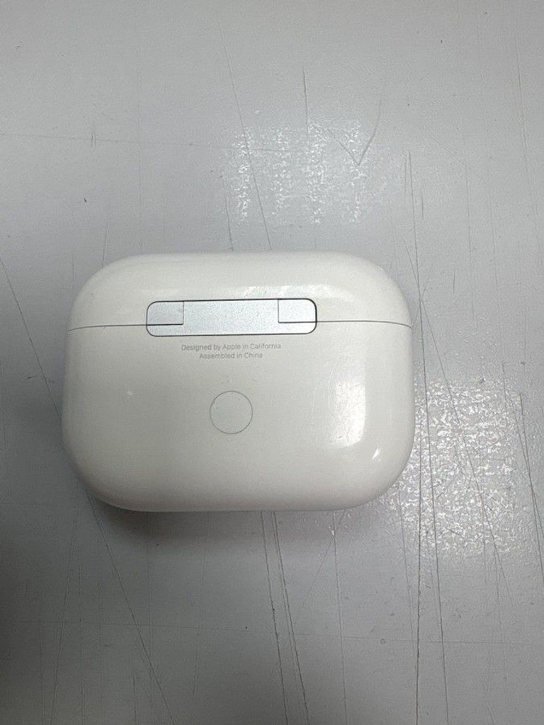 Оголошення Apple airpods pro 2nd generation with magsafe charging case usb-c Б/У