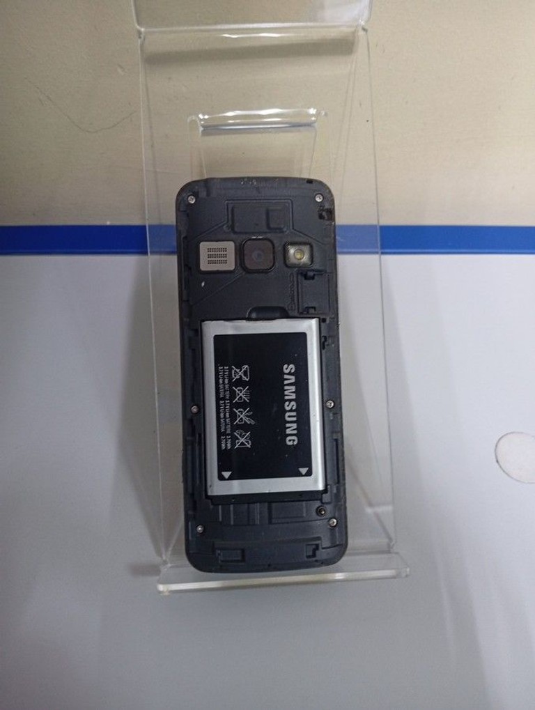 Дешево Samsung s5610 з ломбарду