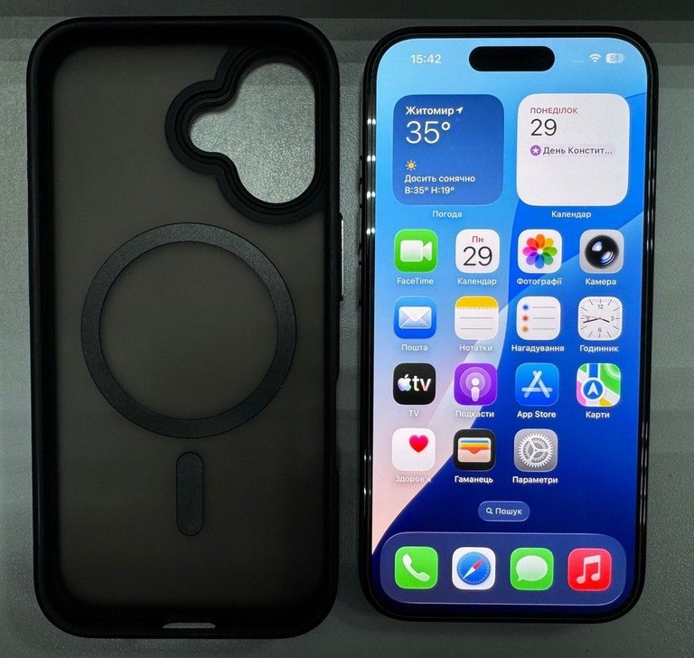 Купити Apple iphone 16 128gb Б/У