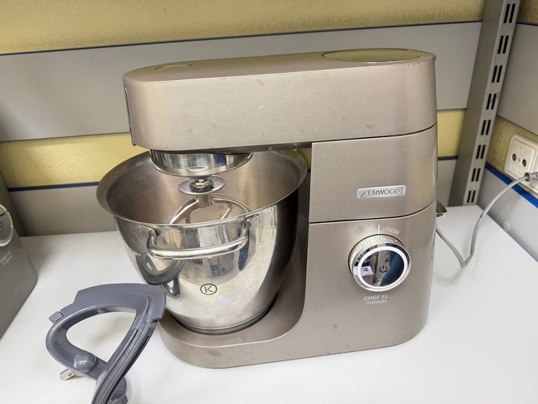 Купити Kenwood chef xl titanium kvl80 Б/У