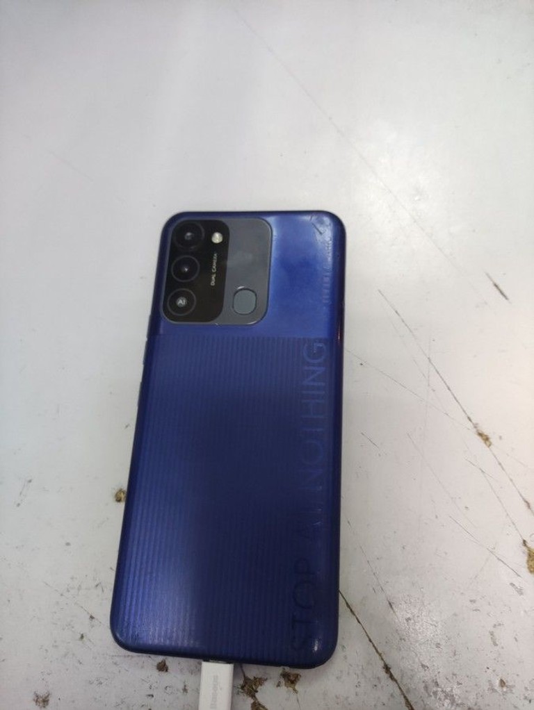 Дешево Tecno spark go 2022 kg5m 2/32gb з ломбарду