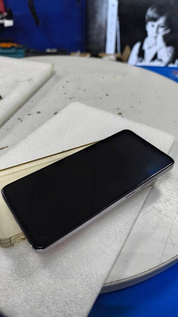 Oppo reno 12f 8/512gb cph2687 Код:01-201022550. Изображение 8