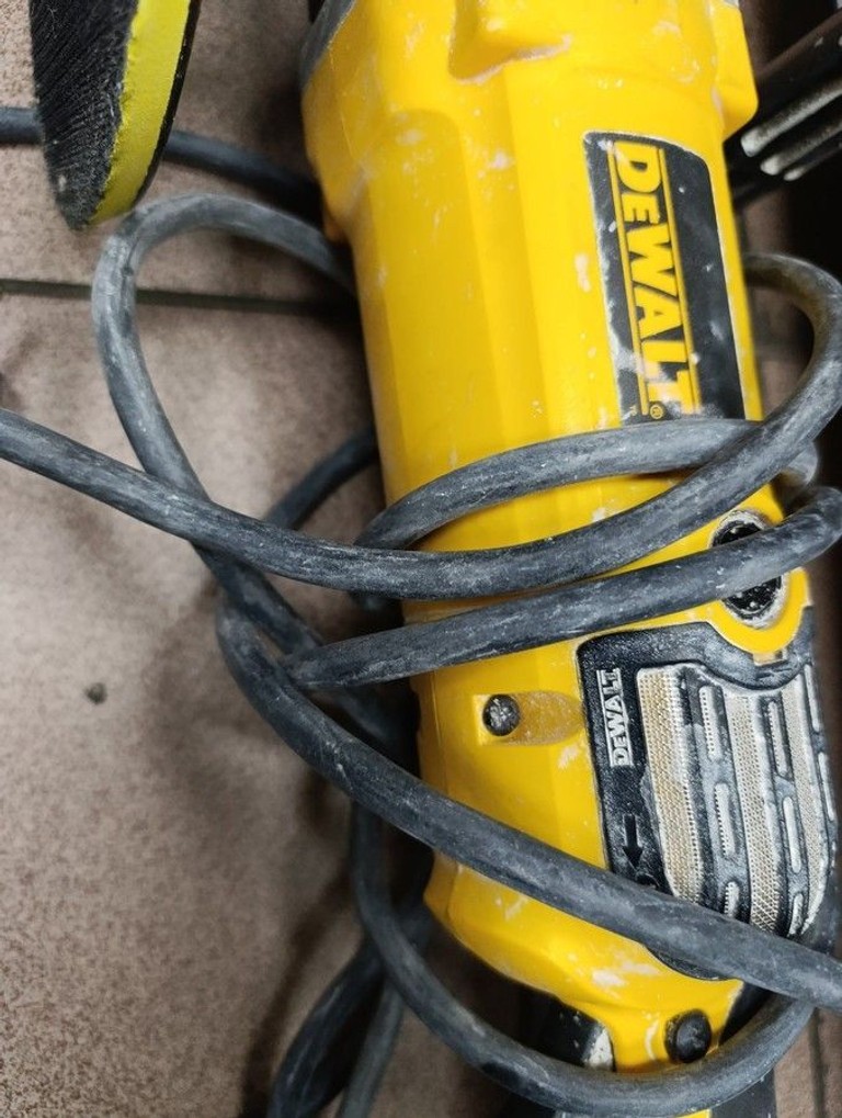Оголошення Dewalt DWP849X Б/У