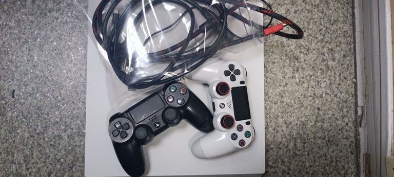 Sony playstation 4 pro 1tb Код:01-201057874. Зображення 5