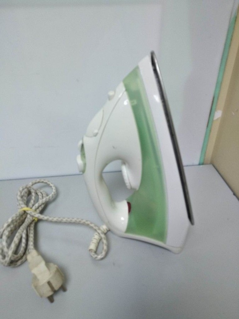 Розпродаж Saturn ST-CC1112, продавець Техноскарб