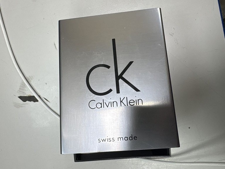 Дешиво Calvin klein K2Y236K6 с ломбарда