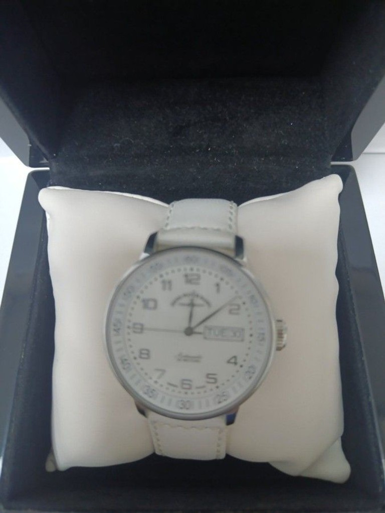 Дешево Zeno-Watch Basel p/336 з ломбарду