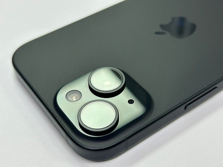 Apple iPhone 15 128GB Green Код:01-201147580. Зображення 7