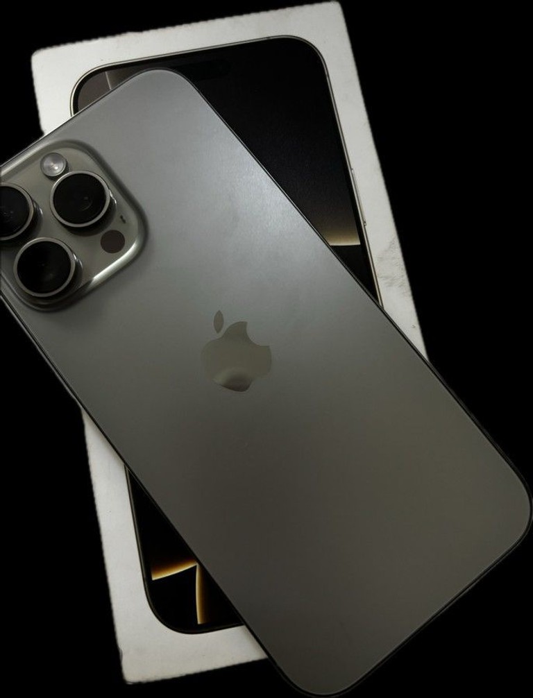 Купить Apple iphone 16 pro max 256gb Б/У