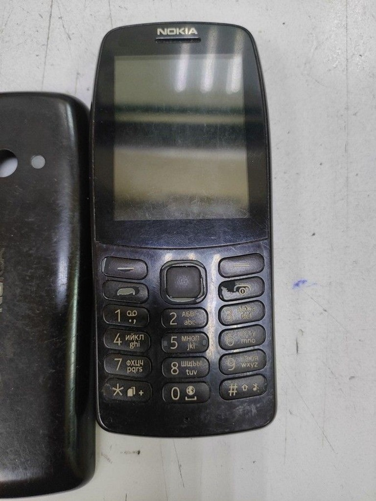 Дешиво Nokia 210 Dual SIM 2019 Black (16OTRB01A02) с ломбарда