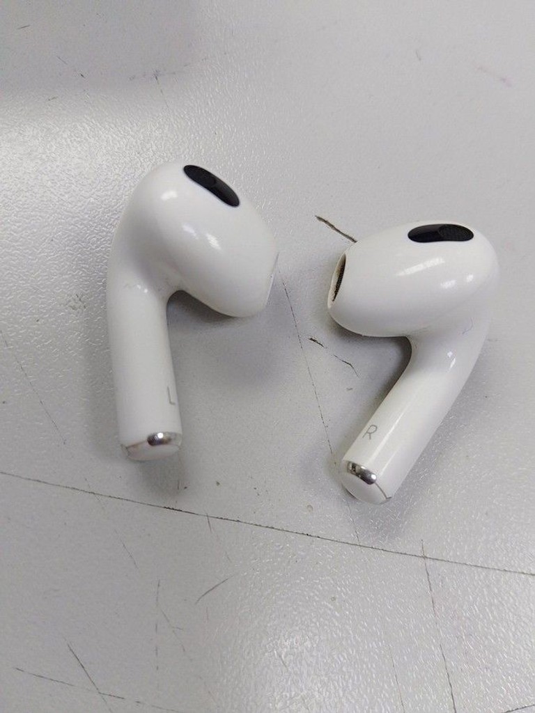 Apple airpods 3rd generation Код:01-201158597. Изображение 5
