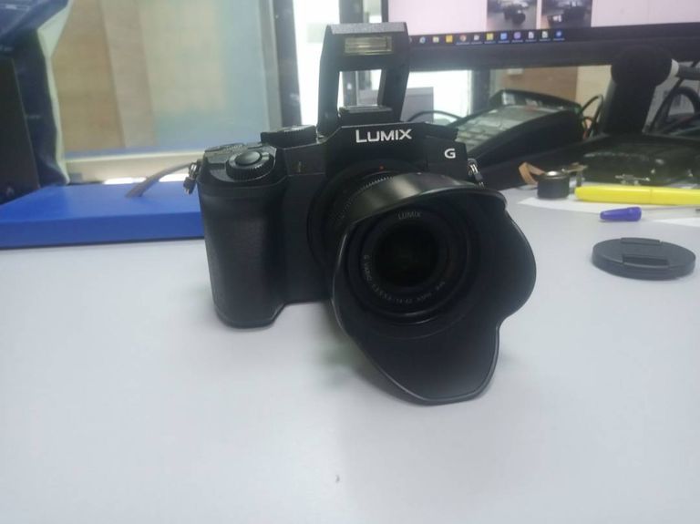 Panasonic Lumix DMC-G7 kit (14-42mm) (DMC-G7KEE-K)