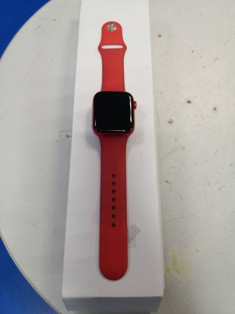 Apple watch series 6 44mm aluminum case