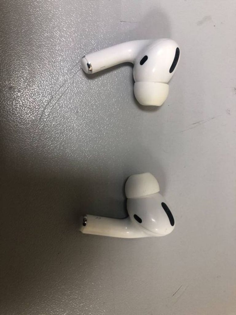 Apple airpods pro a2190,a2084+a2083 2019г