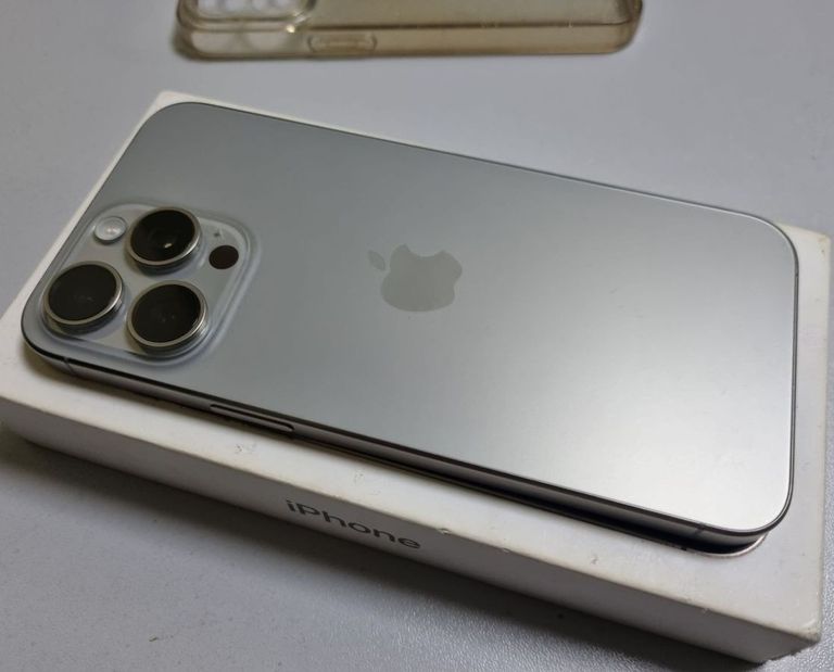 Объявление Apple iphone 15 pro max 256gb Б/У