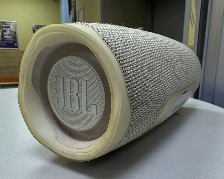 Розпродаж Jbl charge 4, продавець Техноскарб