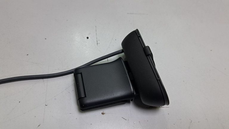 Дешиво Logitech brio 100 full hd webcam с ломбарда