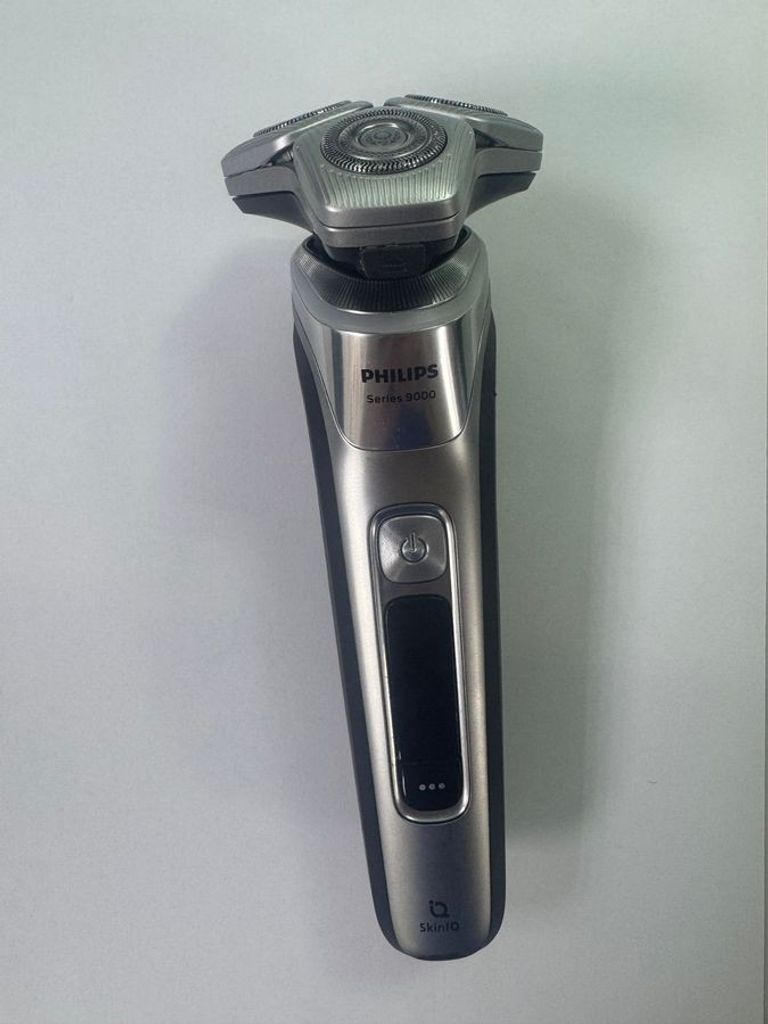 Купити Philips Shaver Series 9000 S9975/55 Б/У