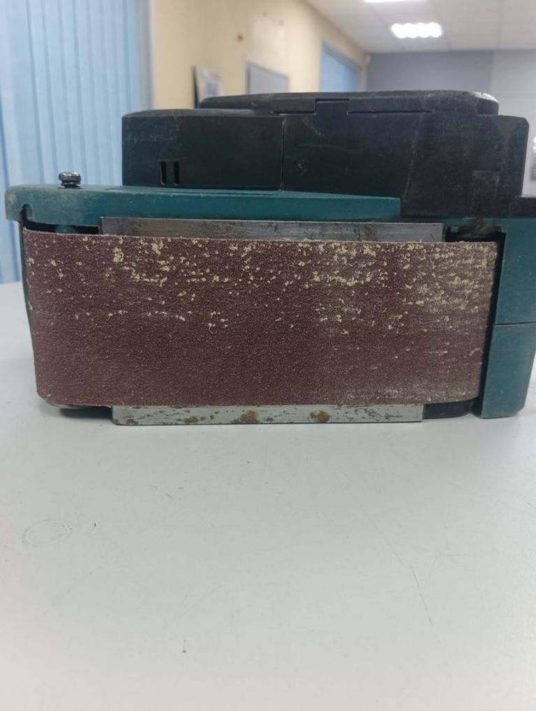 Розпродаж Makita 9911, продавець Техноскарб