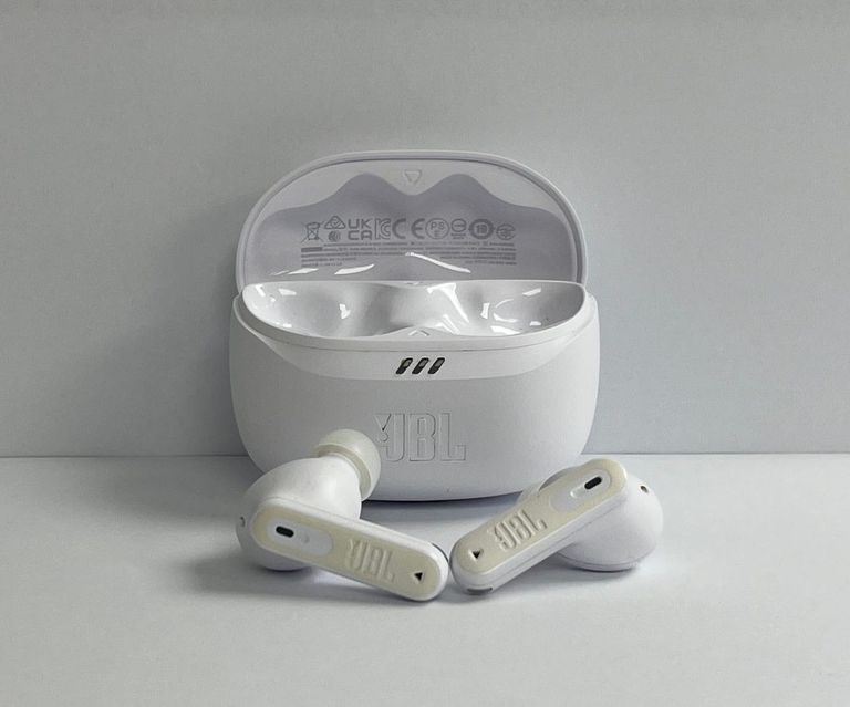 Купить Jbl tune beam 2 Б/У