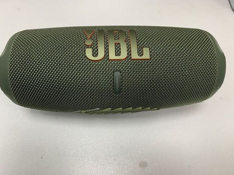 Купить Jbl charge 5 Б/У