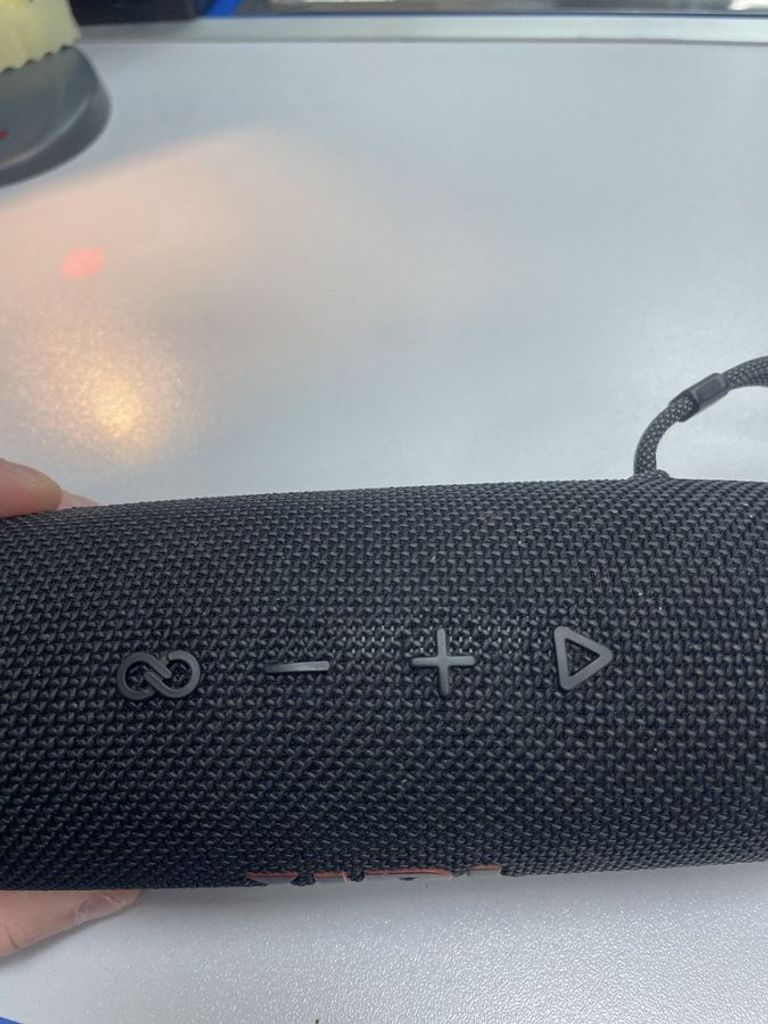 Дешиво Jbl Flip 6 Black (JBLFLIP6BLK) с ломбарда