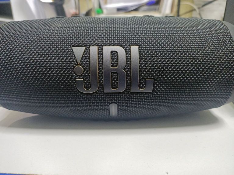Объявление Jbl charge 5 Б/У