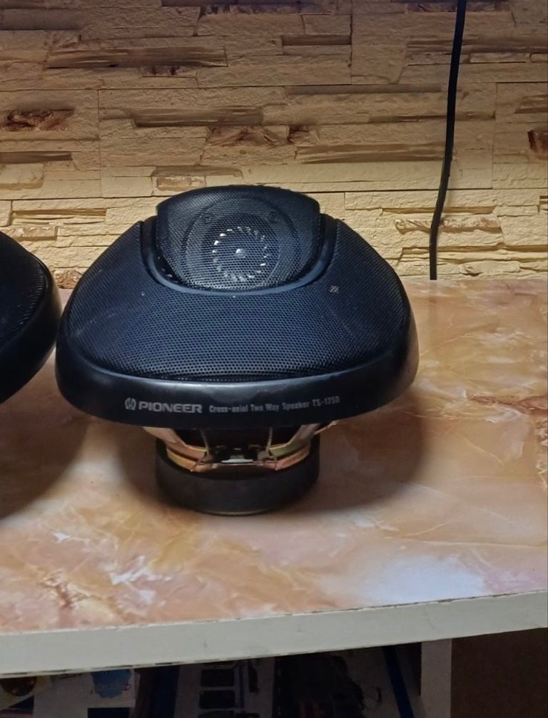 Дешево Pioneer 1750 з ломбарду